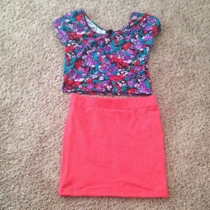 Booties crop top and skirt Bundle!!