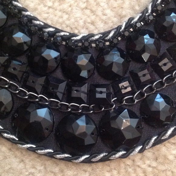 🎀🌺Express Beautiful necklace🎉 - Picture 2 of 4