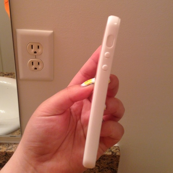 Bundled 💋 - Picture 2 of 4