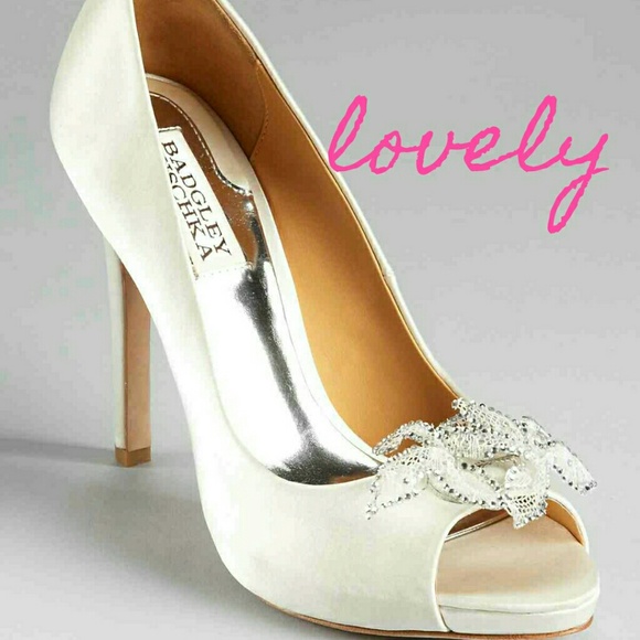 Badgley Mischka Shoes - NEW!! Badgley Mischka heels
