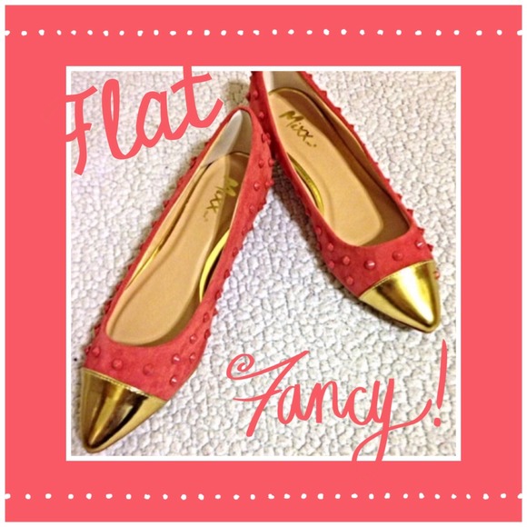 Coral Pink Gold Top Pointed Flats