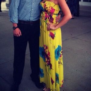 Maxi floral dress!