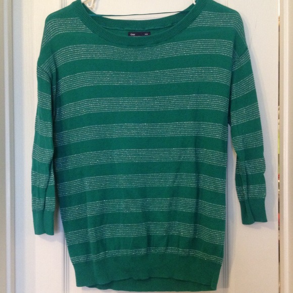 GAP green 3/4 sleeve shirt!