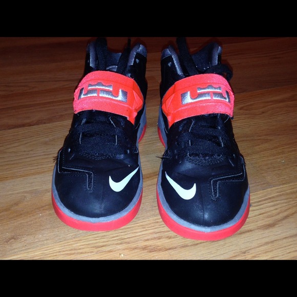 Red & Black Lebron's - Picture 3 of 4