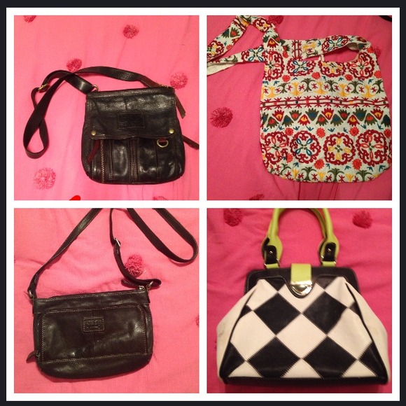 Fossil purse