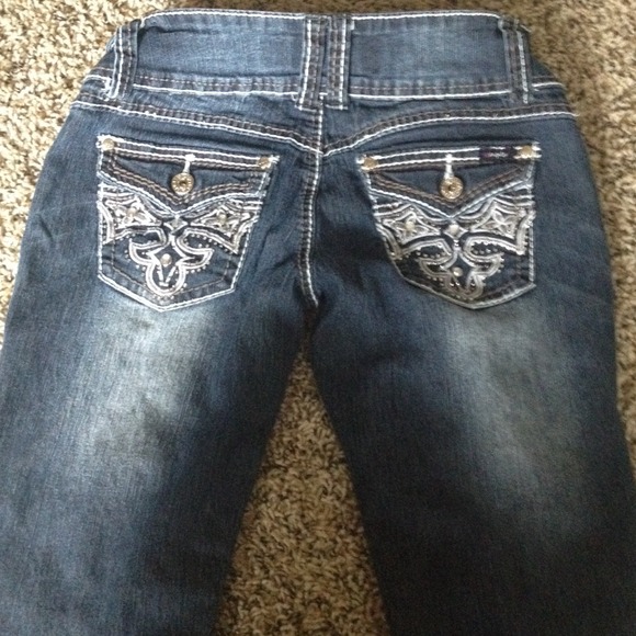 🎁🎁🎁SOLD IN BUNBLE🎁🎁🎁🎁 - Picture 3 of 3