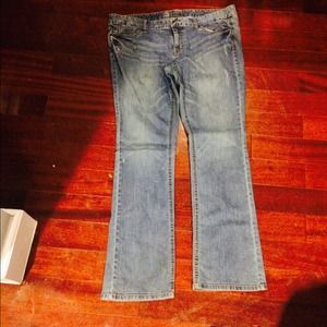 Light blue wife legs