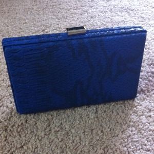 Royal blue snake skin clutch Royal blue snake skin clutch