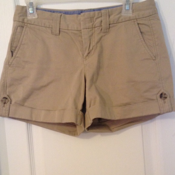 💖Reduced💖 Khaki weekend shorts!