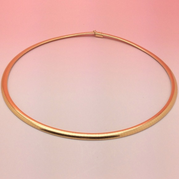 SOLD ON EBAY14k Yellow Gold Domed Omega Choker 5mm - Picture 4 of 4