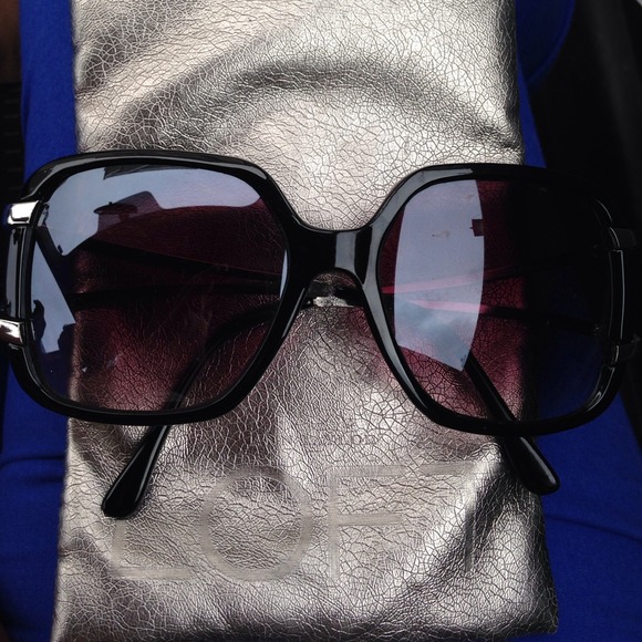 Sunglasses loft