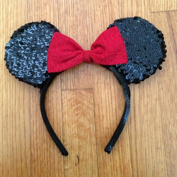 Sequin Minnie Mouse ears