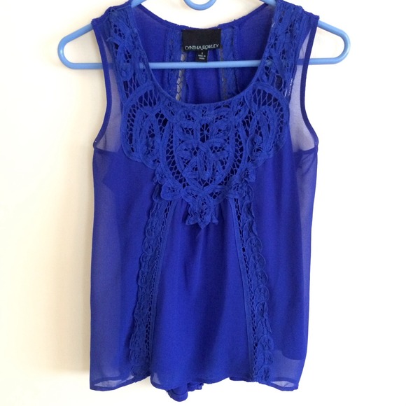 ❌SOLD❌ Cobalt Blue Lace Tank