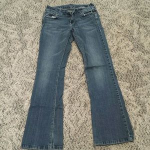 Delia's Bailey style blue jeans