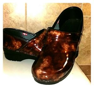Sanita Clogs