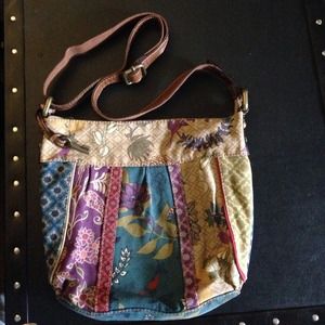 Fossil cross-over bag