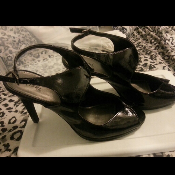 Fioni shoes