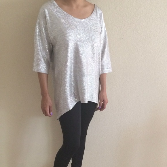 Super lose silver shirt!!