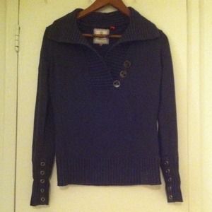 Esprit gray v neck sweater