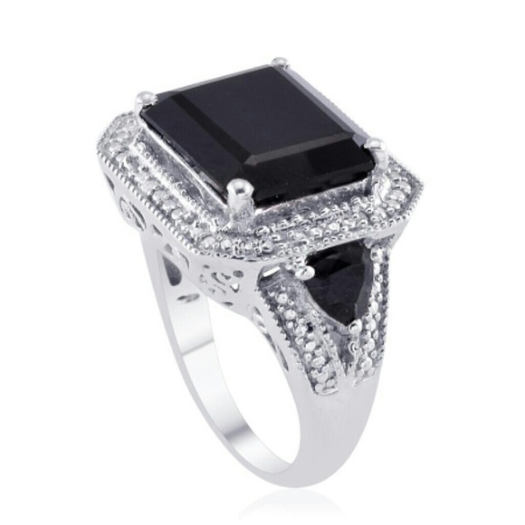 HUGE PRICE DROP FROM $55 💢NEW💢Thai Black Spinel - Picture 2 of 3