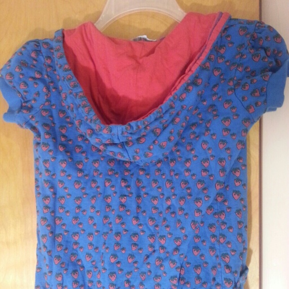 Delias hoodie blue XS with strawberry print - Picture 3 of 4