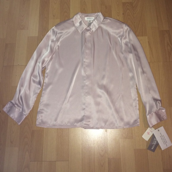 Jones New York Petite Button down Blouse - Picture 3 of 3