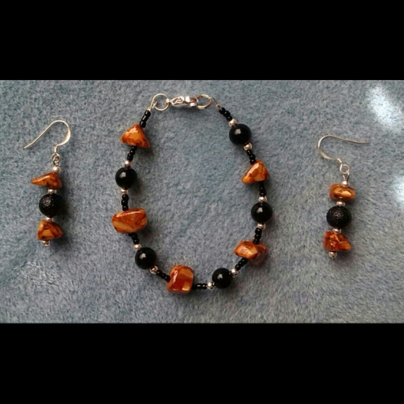 Orange mop nwot free earrings when you purchase bracelet - Picture 1 of 1