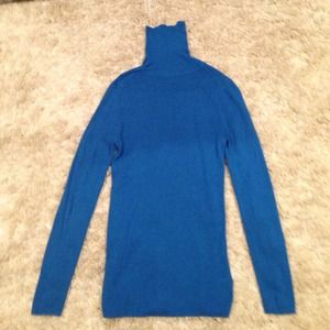 Ann Taylor blue turtle neck sweater