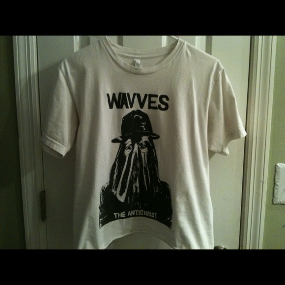 WAVVES tee