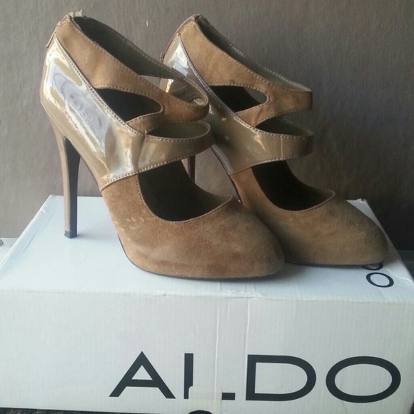 ALDO Shoes - ALDO Heels w/Zipper on back