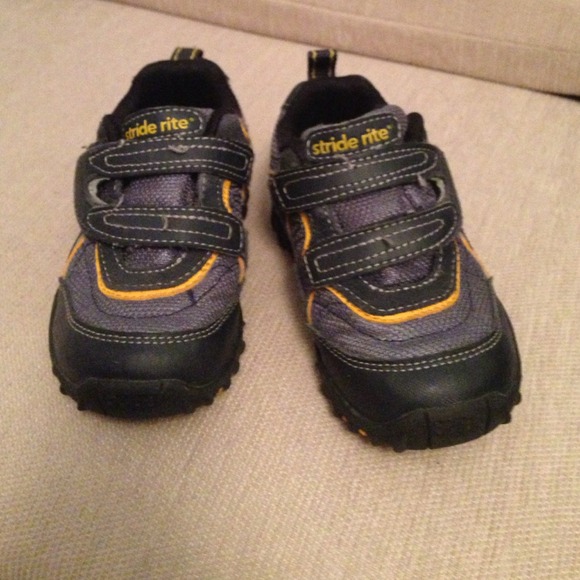 SOLD-Stride rite sneakers