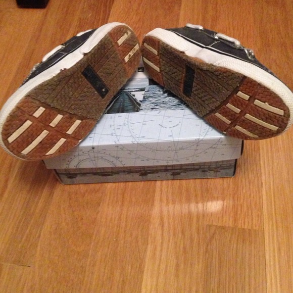 SOLD! Kids- Sperry top-sider - Picture 2 of 3