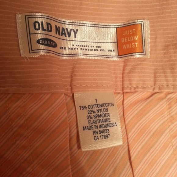 Old navy pink pleated skirt. Size 1. - Picture 2 of 2