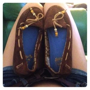 brown surf sider slide vans