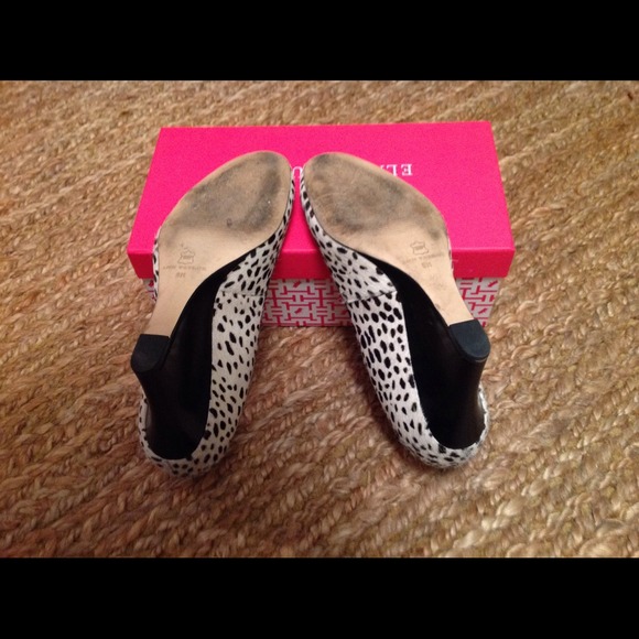 RESERVED Ann Taylor wedges - Picture 3 of 4