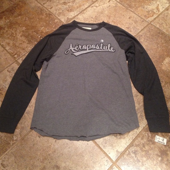 Men's long sleeved shirt