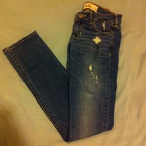 ❌Sold❌Hollister blue jeans, brand new condition!