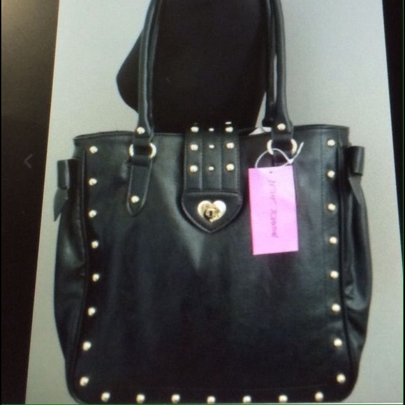 Betsey Johnson Handbags - 🌺Betsey Johnson Heart Lock large Tote🌺