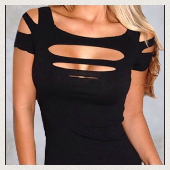 😍Sexy Cut out Top😍      ❌Sold❌