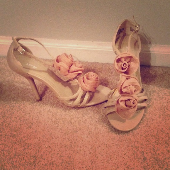 Cute heels