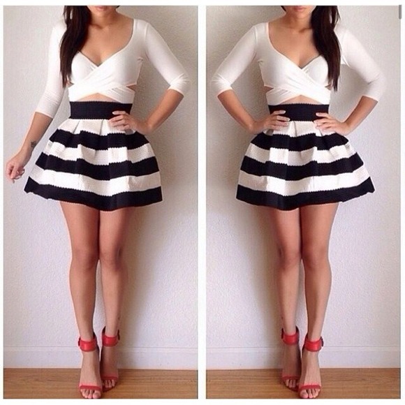 Skirt **available in SMALL, medium and large**