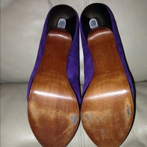 enzo angiolini snakeskin pumps