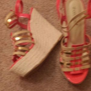 Pink and gold wedges