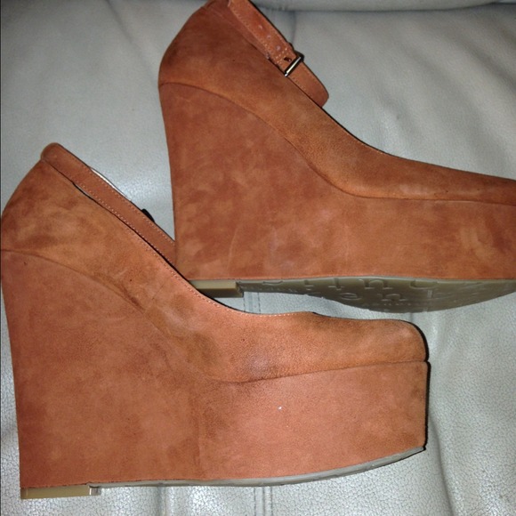 Boutique 9 suede platform shoe - Picture 4 of 4