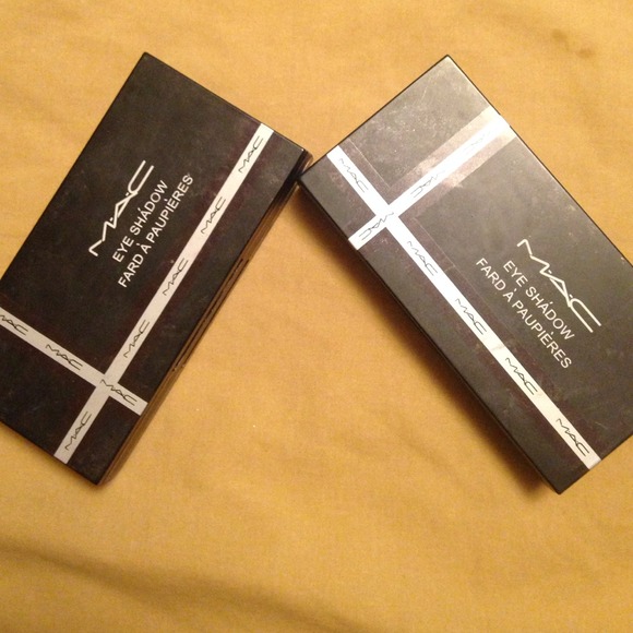 Mac eyeshadows  palettes
