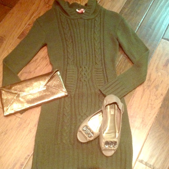 Sweaters - Hunter Green Sweater Dress with Hood