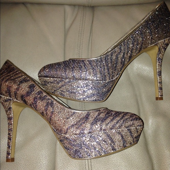 Nine West pump