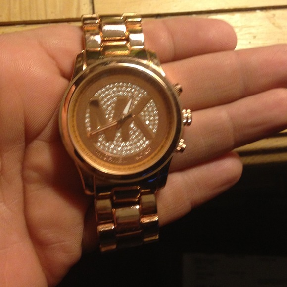 Mk watch
