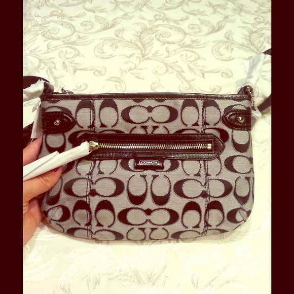 Brand New Coach Handbag. Authenticity Guaranteed!