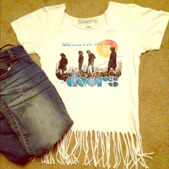 boutique  Tops - 🎉SALE🎉Doors Vintage hippie tee shirt with fringe